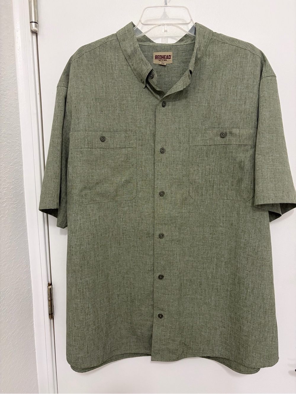 RedHead Men's Short-Sleeve Button-Down Shirt in Olive
